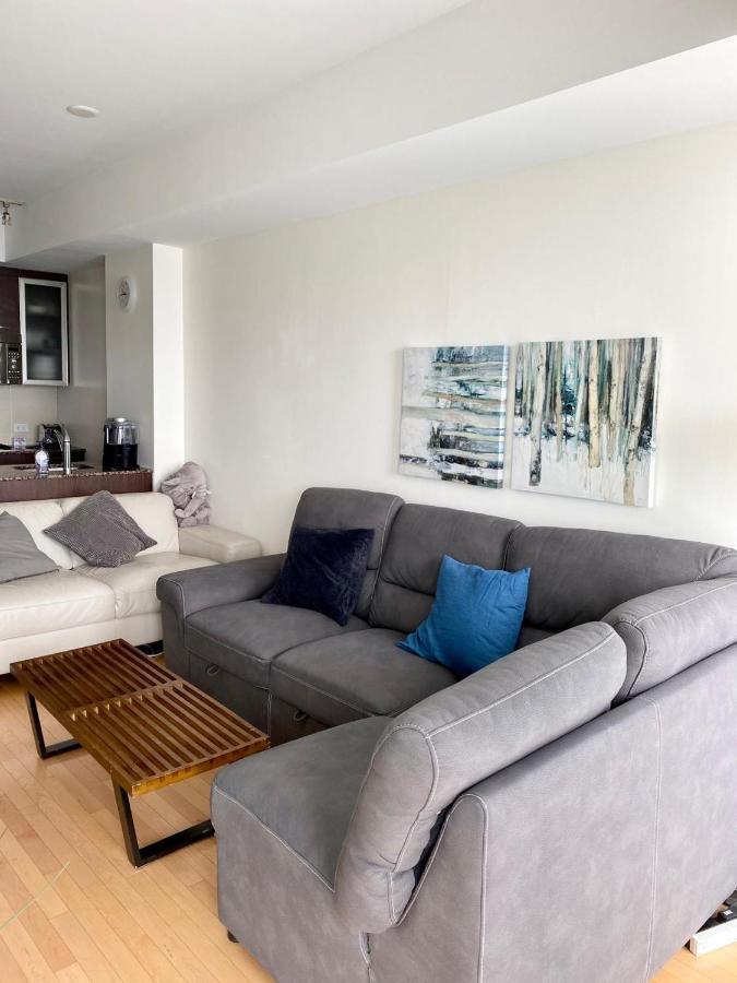 Ihost Suites Ice Condo โตรอนโต ภายนอก รูปภาพ