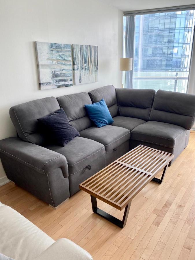 Ihost Suites Ice Condo โตรอนโต ภายนอก รูปภาพ