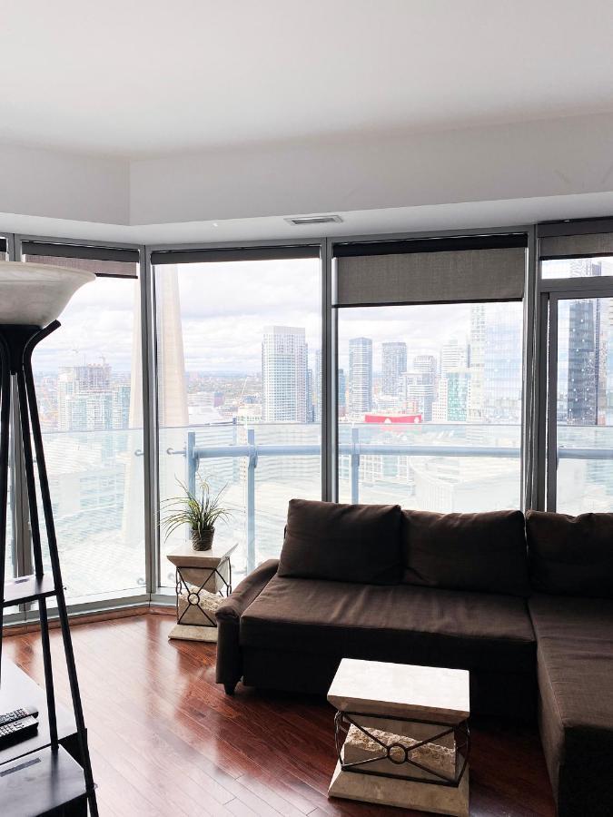 Ihost Suites Ice Condo โตรอนโต ภายนอก รูปภาพ