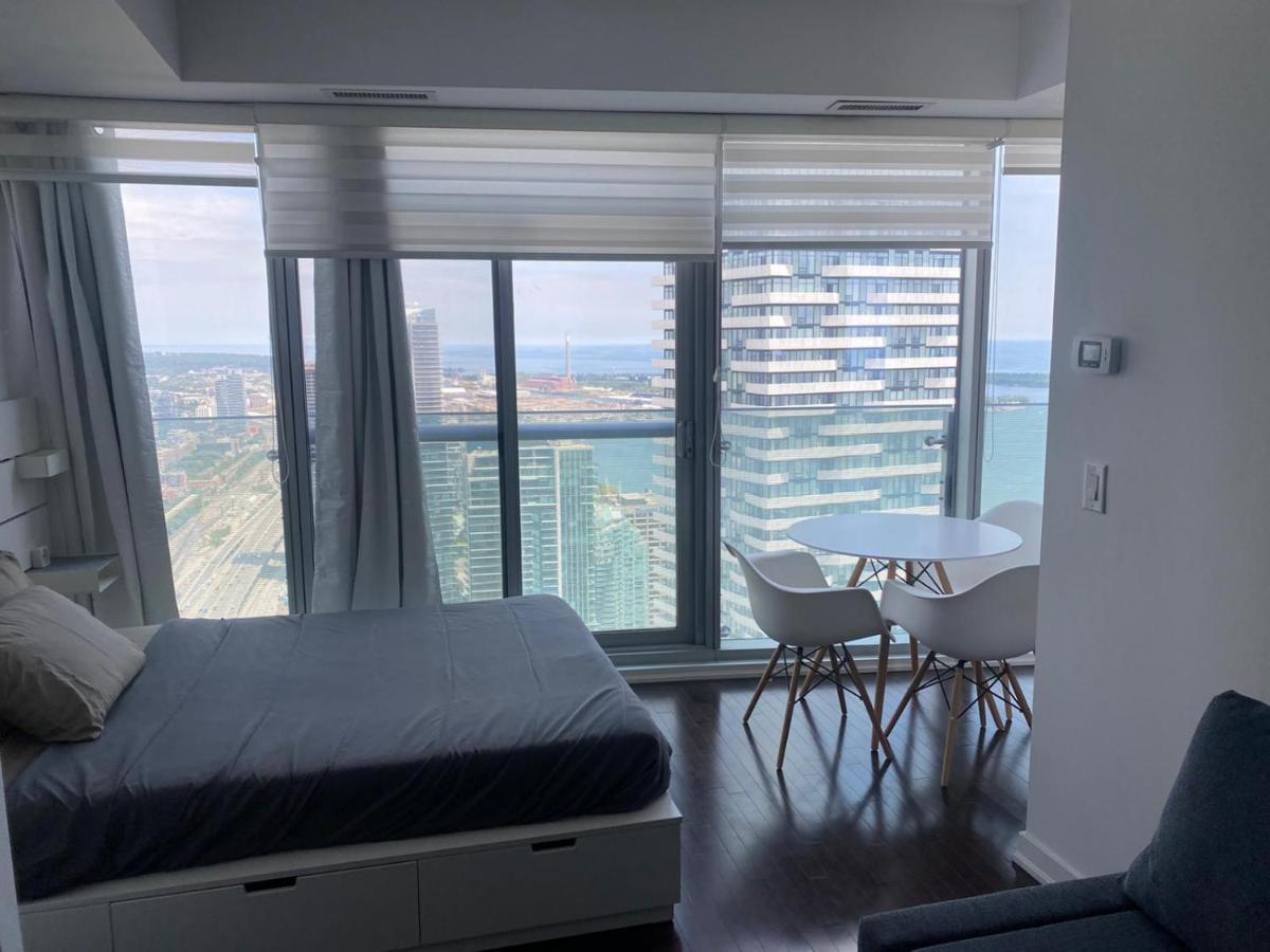Ihost Suites Ice Condo โตรอนโต ภายนอก รูปภาพ