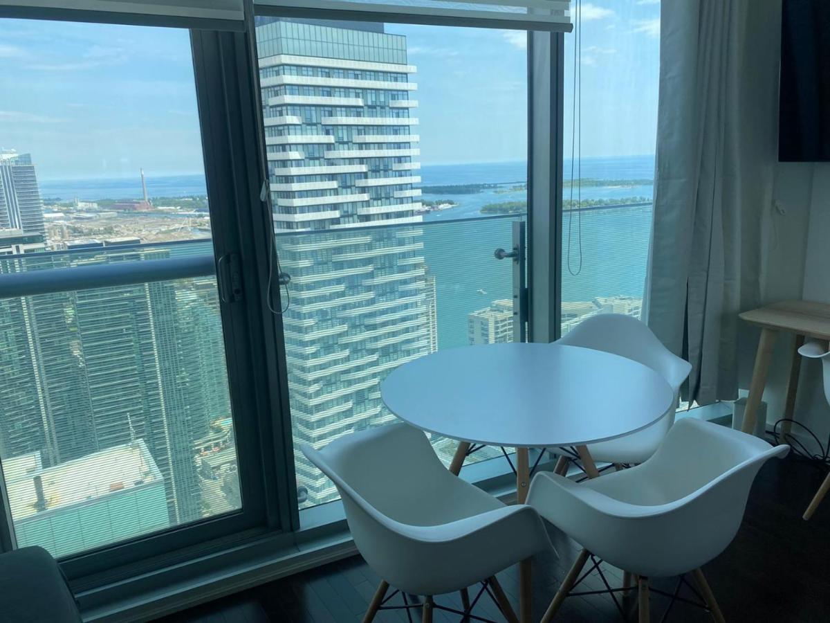 Ihost Suites Ice Condo โตรอนโต ภายนอก รูปภาพ